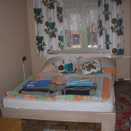 Irisz Vendeghaz Guest house Eger